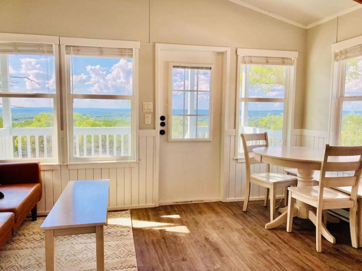 Villa Nest - Texas Tiny House With A Big View à Spring Branch Extérieur photo
